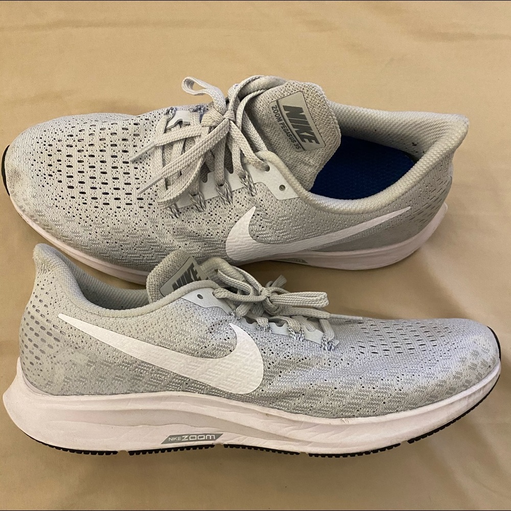 Nike light gray shoes. Men’s 8.5